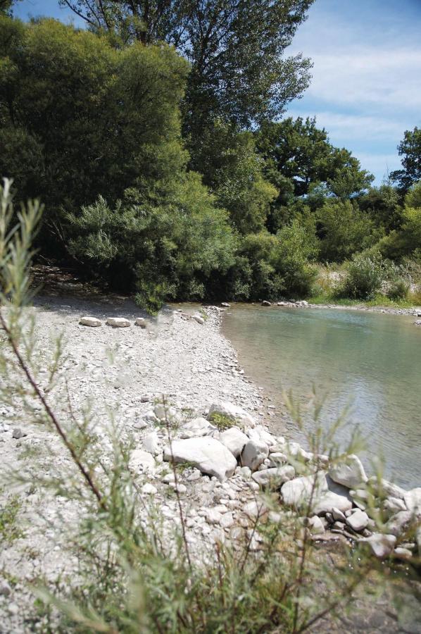 Un Petit Coin De Paradis Le Pegue Luaran gambar